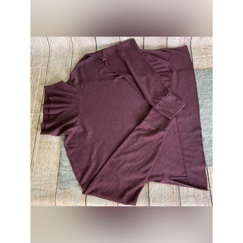 American Eagle Outfitters Ribbed Knit Turtleneck Sweater Size L